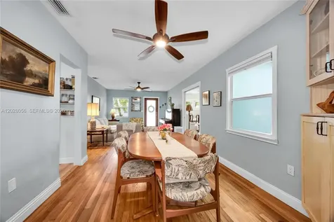5825 SW 46th Terrace Miami FL 33155