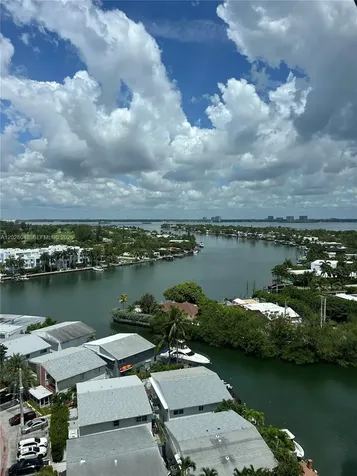 7441 Wayne Avenue Miami Beach FL 33141