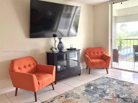 8900 Washington Boulevard Pembroke Pines FL 33025