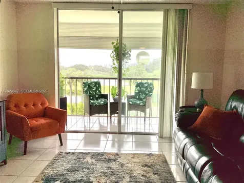 8900 Washington Boulevard Pembroke Pines FL 33025