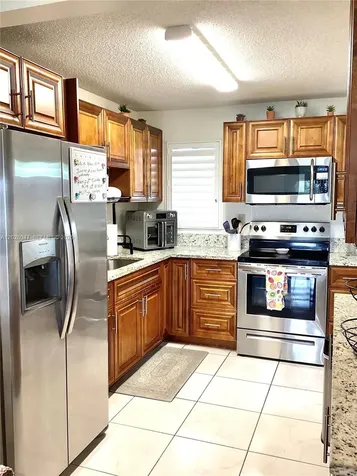 8900 Washington Boulevard Pembroke Pines FL 33025