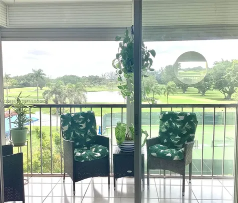 8900 Washington Boulevard Pembroke Pines FL 33025