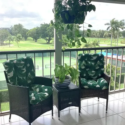8900 Washington Boulevard Pembroke Pines FL 33025