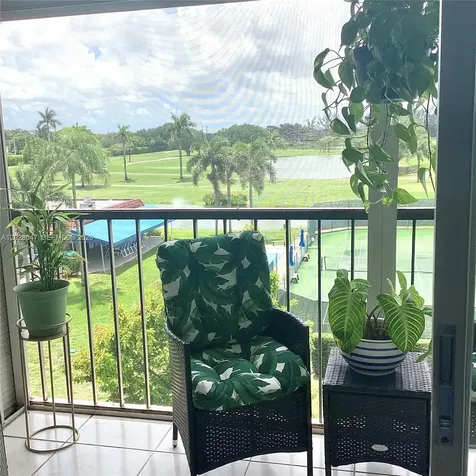 8900 Washington Boulevard Pembroke Pines FL 33025