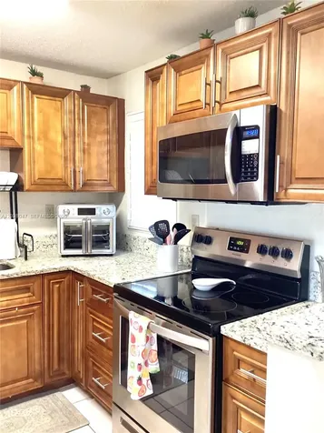 8900 Washington Boulevard Pembroke Pines FL 33025