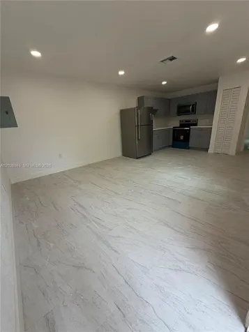 19321 SW 196th Street Miami FL 33187