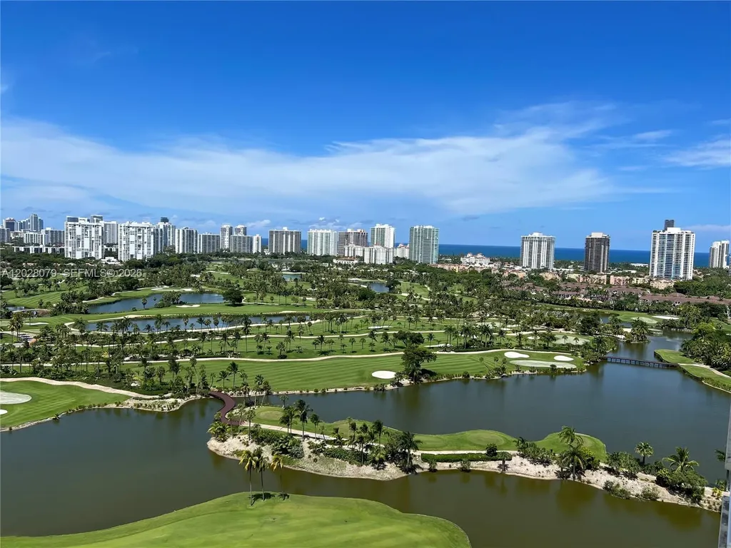 19501 W Country Club Drive Aventura FL 33180