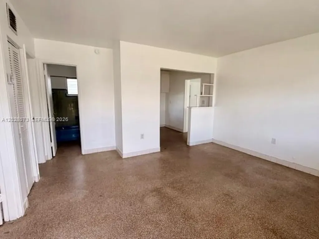 5608 Garfield Street Hollywood FL 33021