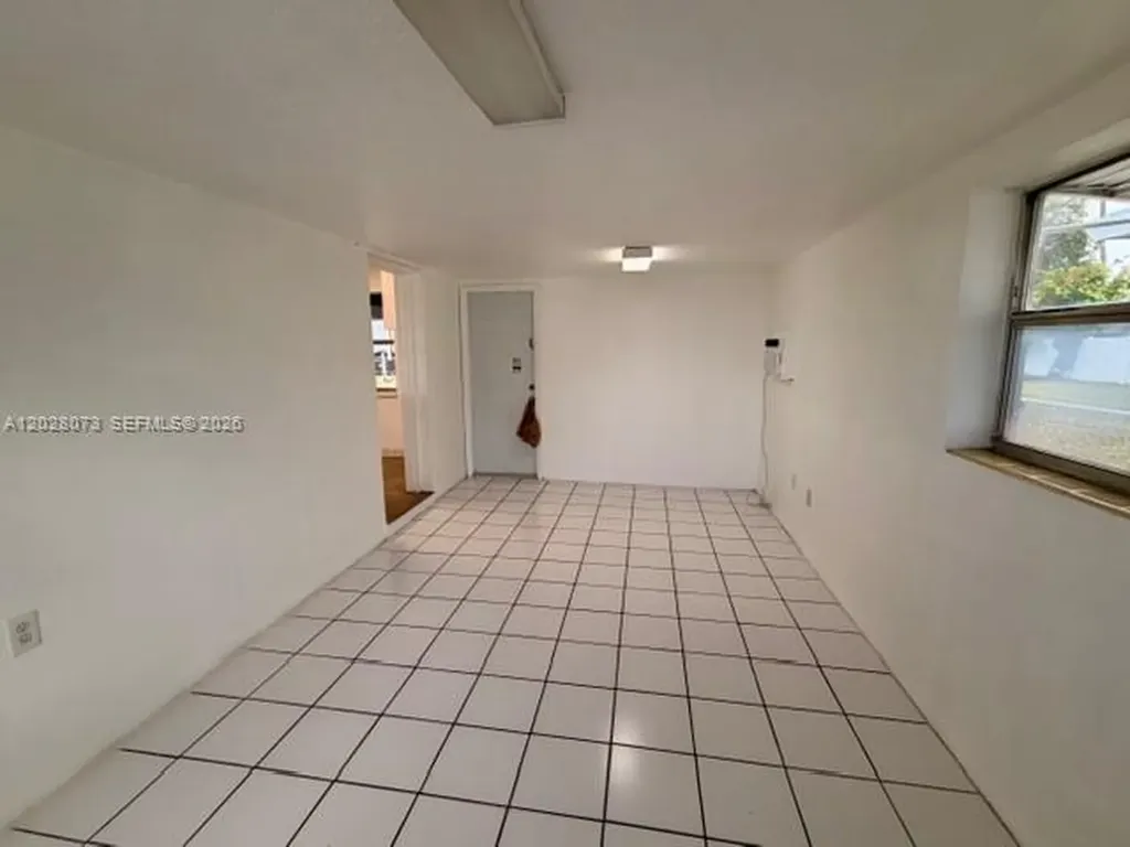 5608 Garfield Street Hollywood FL 33021