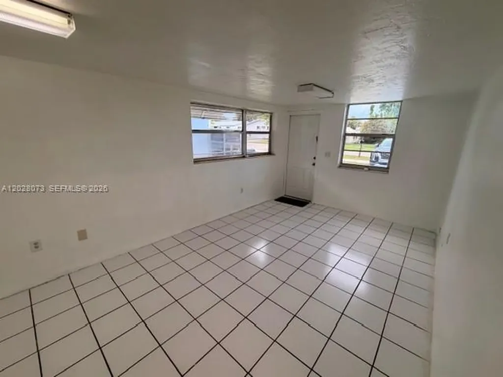 5608 Garfield Street Hollywood FL 33021