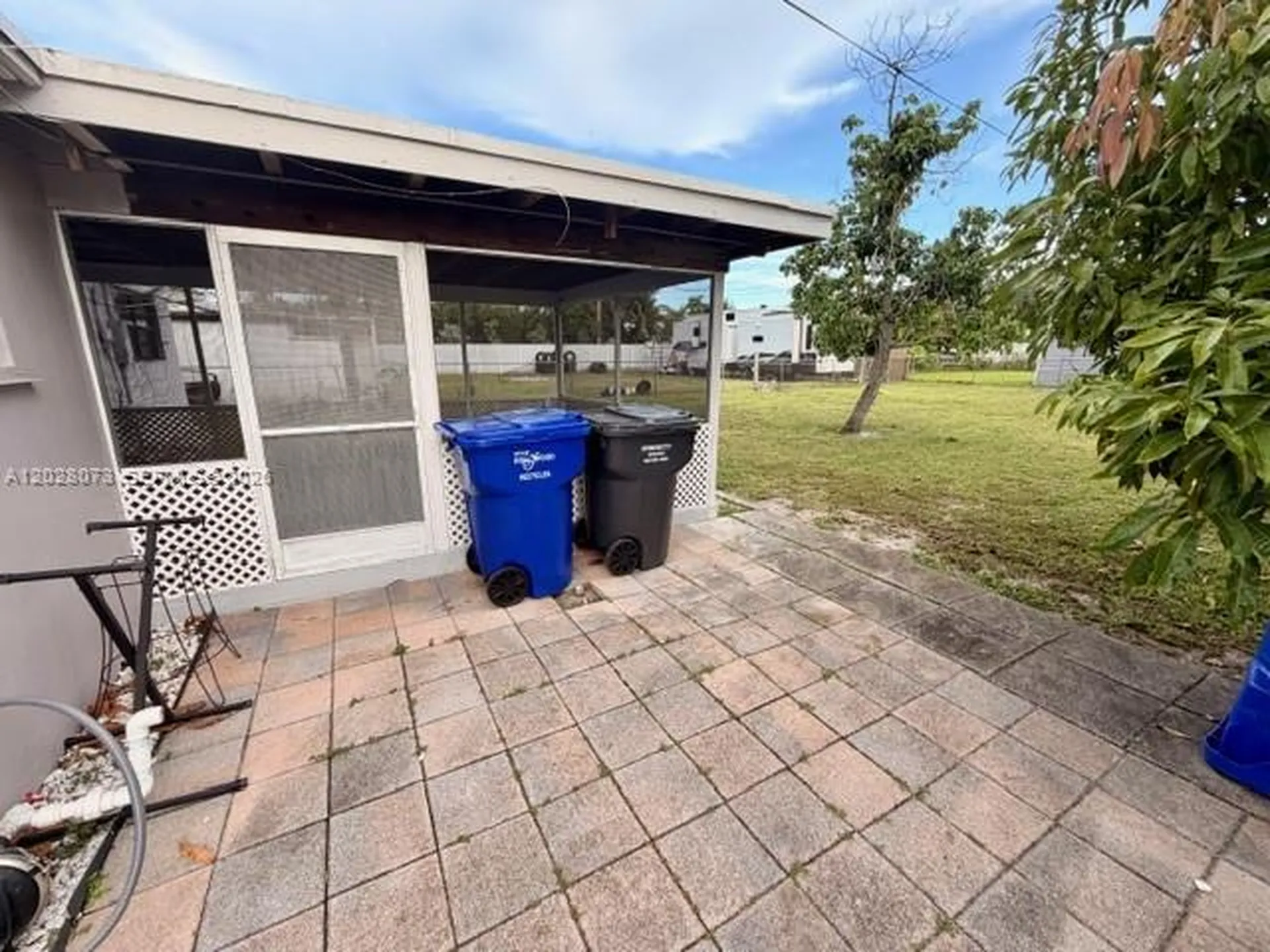 5608 Garfield Street Hollywood FL 33021