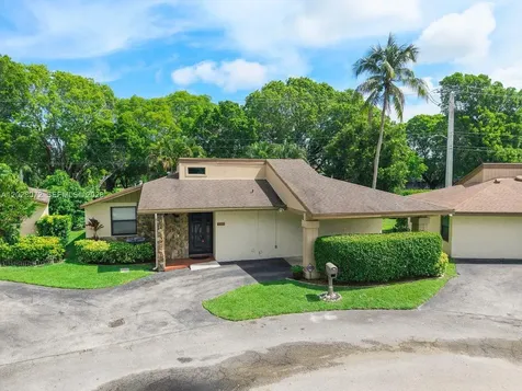 8149 Royal Palm Court Tamarac FL 33321