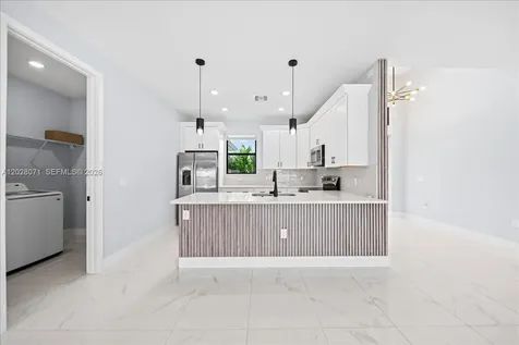 224 Chiquita Boulevard N Cape Coral FL 33993