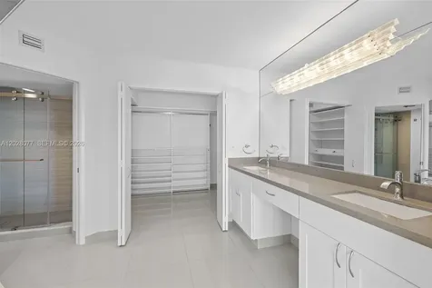 19195 NE 36th Court Aventura FL 33180