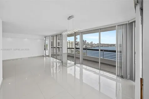 19195 NE 36th Court Aventura FL 33180