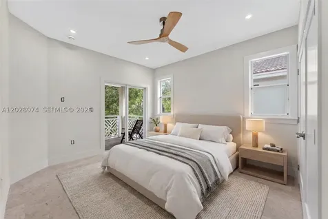 3062 New York Street Miami FL 33133