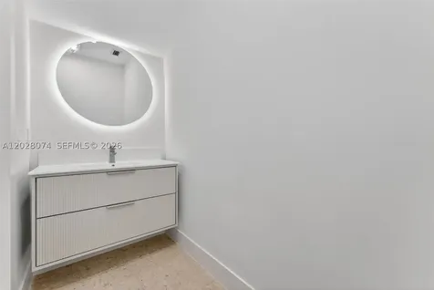 3062 New York Street Miami FL 33133