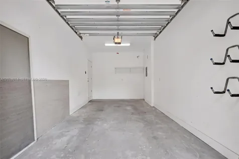 3062 New York Street Miami FL 33133