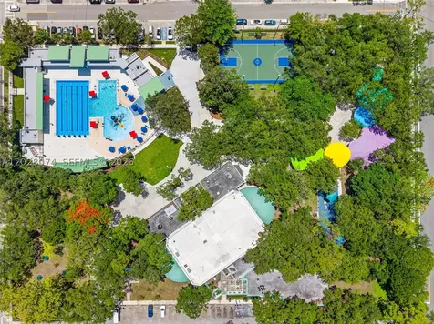3062 New York Street Miami FL 33133