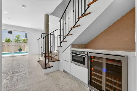 3062 New York Street Miami FL 33133