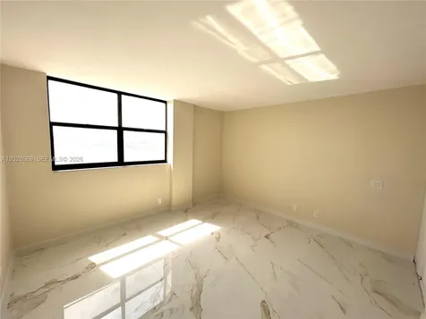 290 174th Street Sunny Isles Beach FL 33160