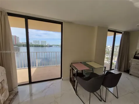 290 174th Street Sunny Isles Beach FL 33160