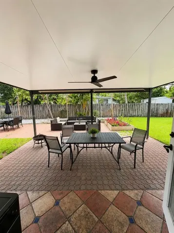 11 Redwood Circle Plantation FL 33317