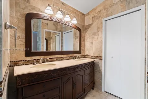 1090 NW 192nd Avenue Pembroke Pines FL 33029