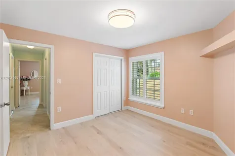 1090 NW 192nd Avenue Pembroke Pines FL 33029