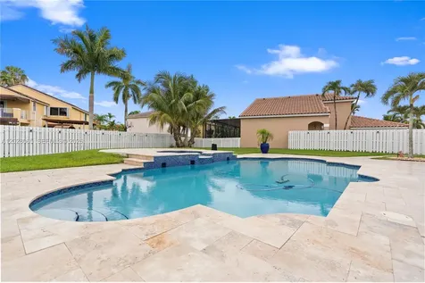 1090 NW 192nd Avenue Pembroke Pines FL 33029