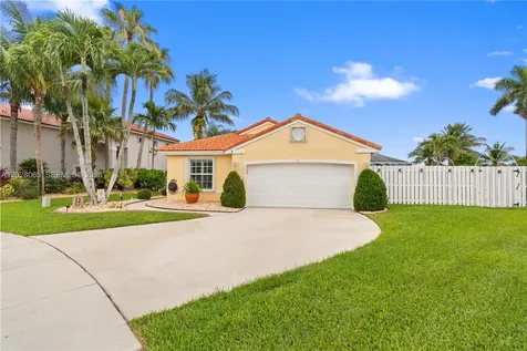 1090 NW 192nd Avenue Pembroke Pines FL 33029