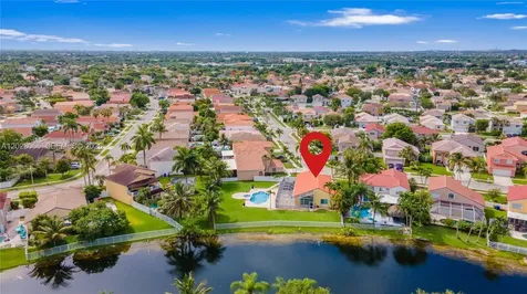 1090 NW 192nd Avenue Pembroke Pines FL 33029
