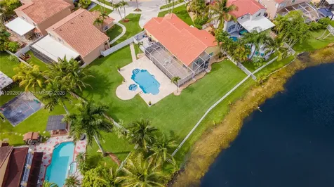 1090 NW 192nd Avenue Pembroke Pines FL 33029