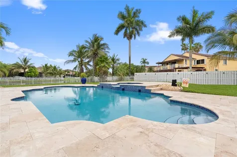 1090 NW 192nd Avenue Pembroke Pines FL 33029