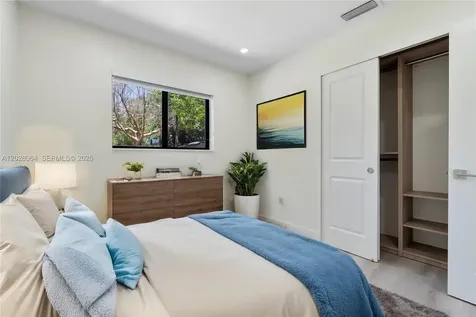 255 Grant Drive Coral Gables FL 33133