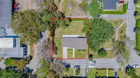 255 Grant Drive Coral Gables FL 33133
