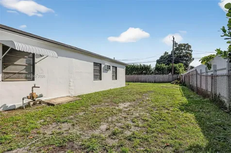 2440 NW 152nd Terrace Miami Gardens FL 33054