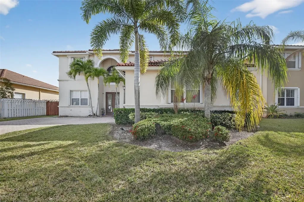 19018 NW 23rd Place Pembroke Pines FL 33029