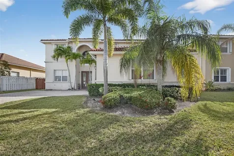 19018 NW 23rd Place Pembroke Pines FL 33029