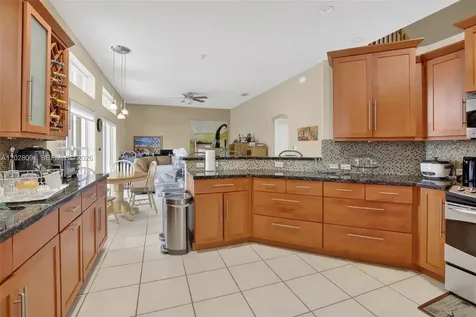 19018 NW 23rd Place Pembroke Pines FL 33029