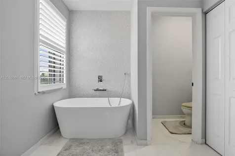 19018 NW 23rd Place Pembroke Pines FL 33029