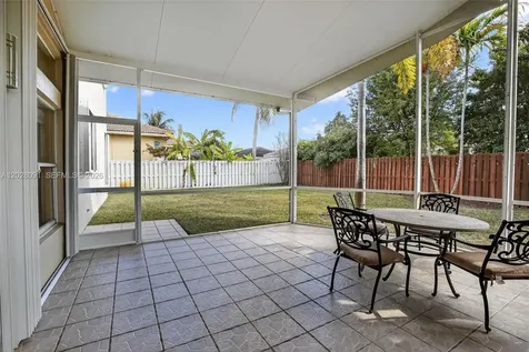 19018 NW 23rd Place Pembroke Pines FL 33029