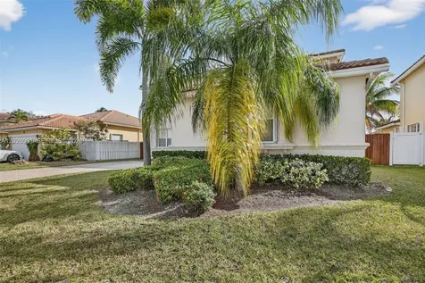 19018 NW 23rd Place Pembroke Pines FL 33029