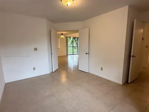 401 SW 158th Terrace Pembroke Pines FL 33027