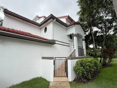401 SW 158th Terrace Pembroke Pines FL 33027