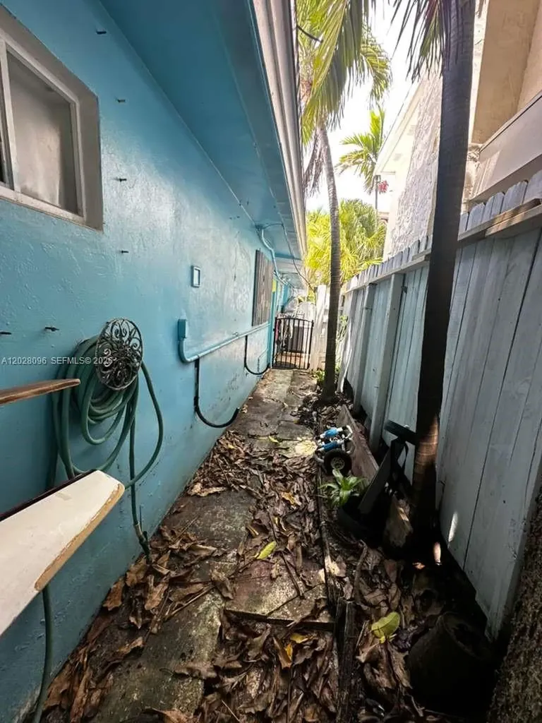 2318 N Ocean Boulevard Fort Lauderdale FL 33305