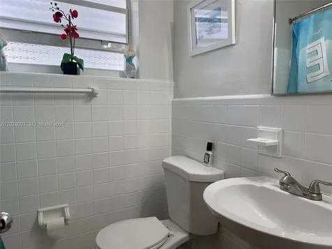 1544 NW 4th Avenue Fort Lauderdale FL 33311