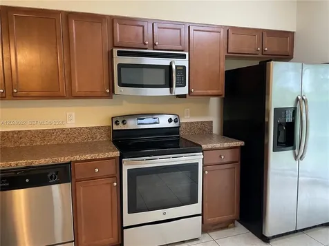 22541 SW 88th Place Cutler Bay FL 33190