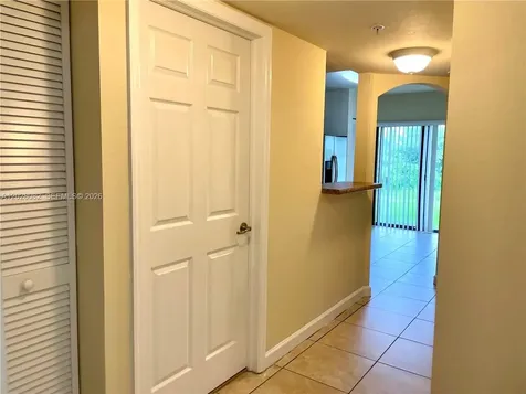 22541 SW 88th Place Cutler Bay FL 33190