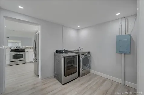 3673 W Valley Green Drive Davie FL 33328